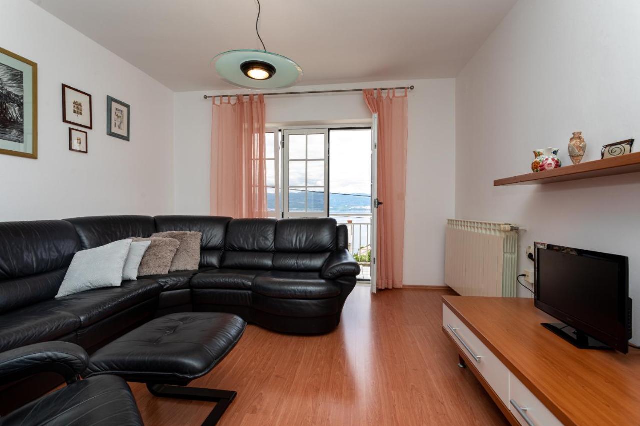Apartman Maris Vrbnik Exterior photo